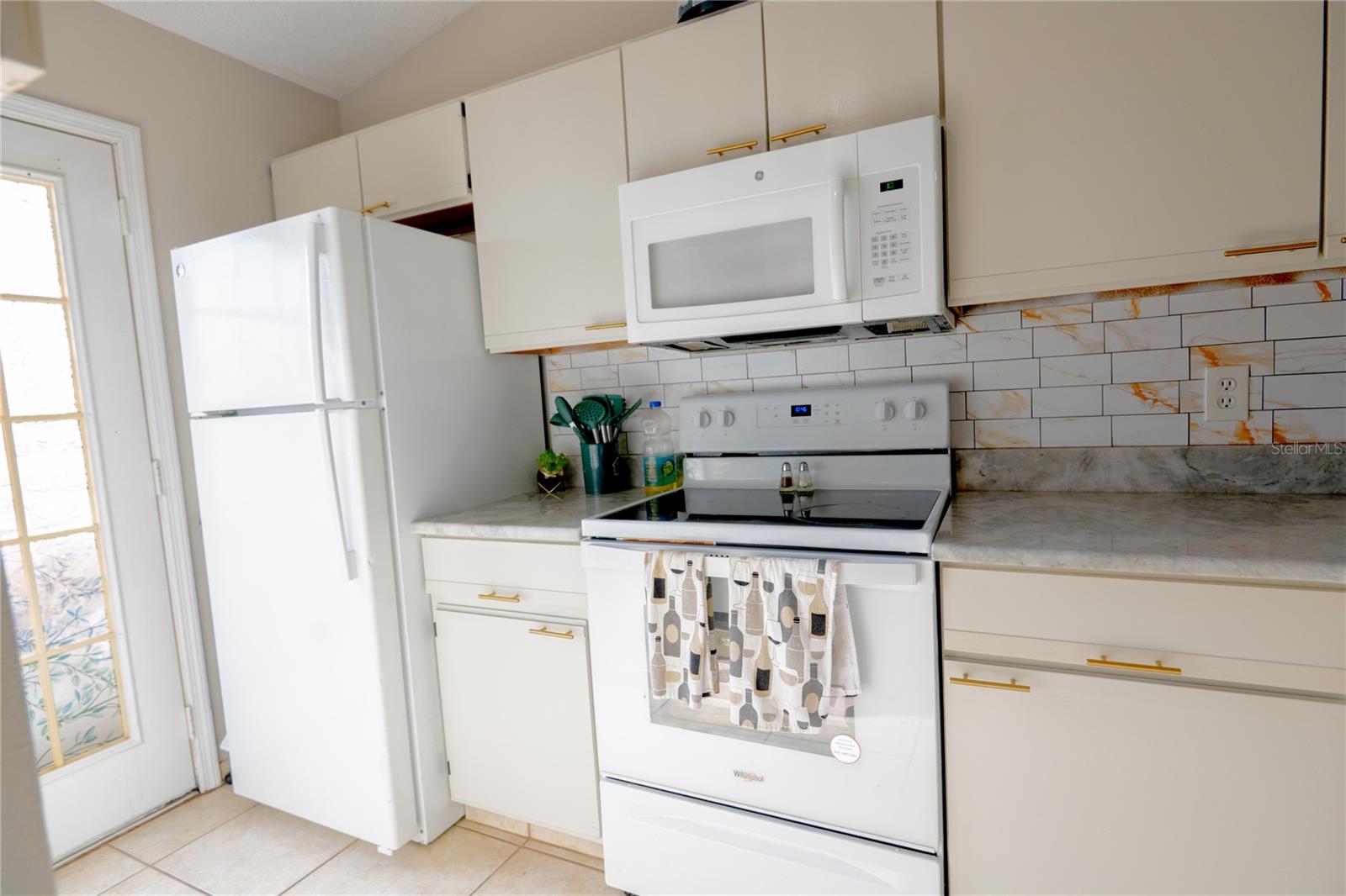 Image 10 of 21 For 32 Silver Oak Circle