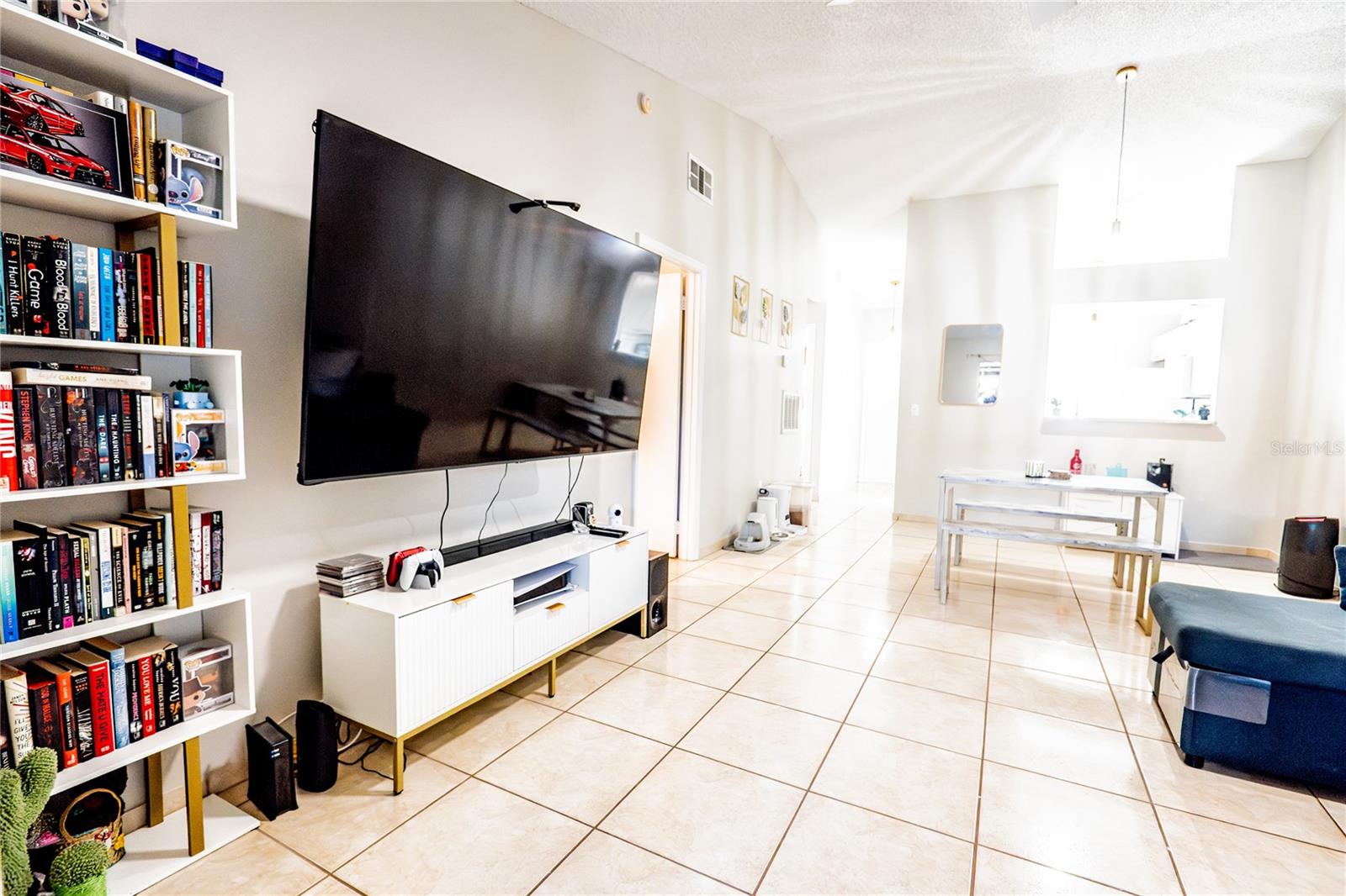 Image 4 of 21 For 32 Silver Oak Circle