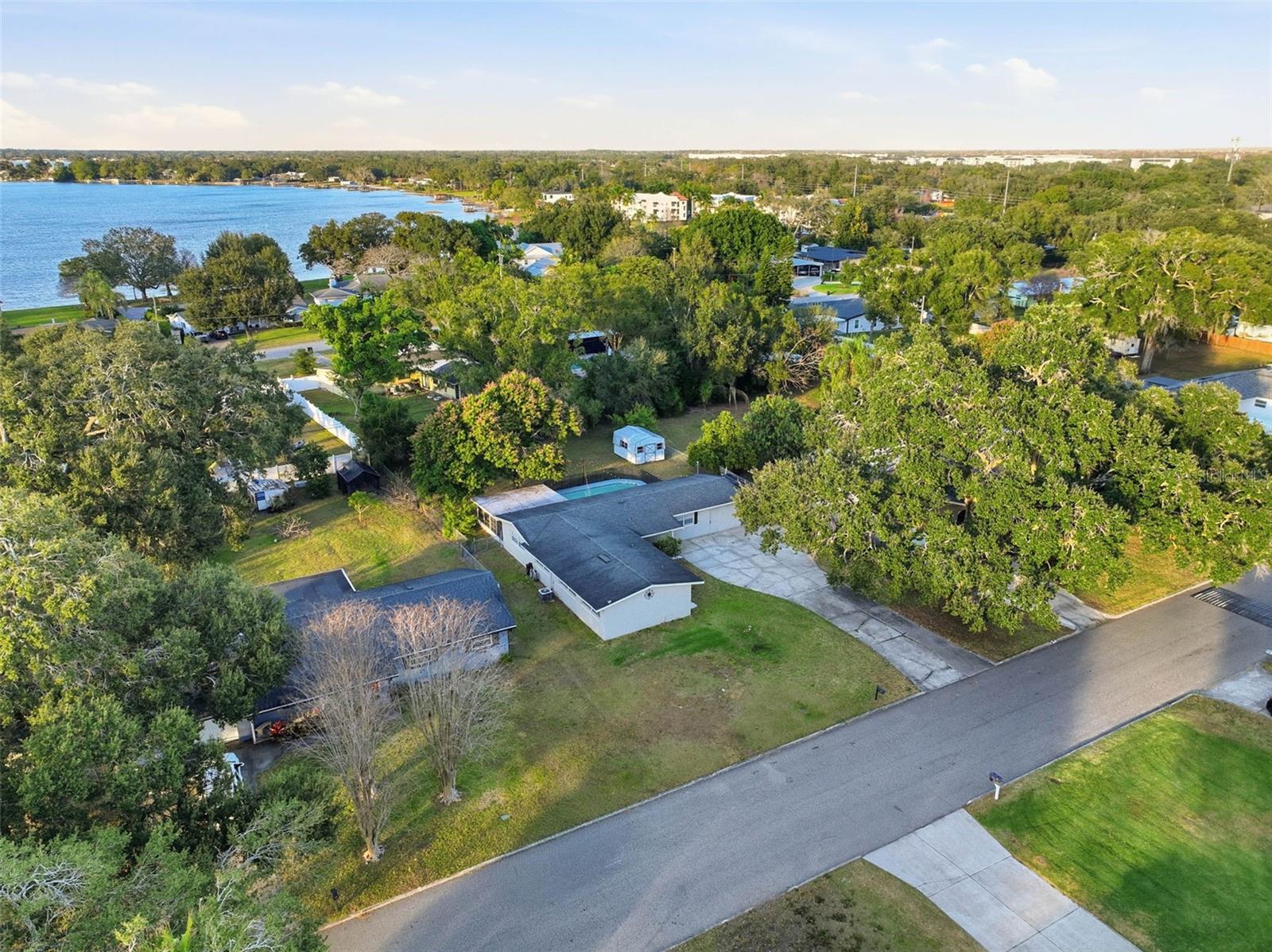 Image 64 of 74 For 3207 Flowertree Road