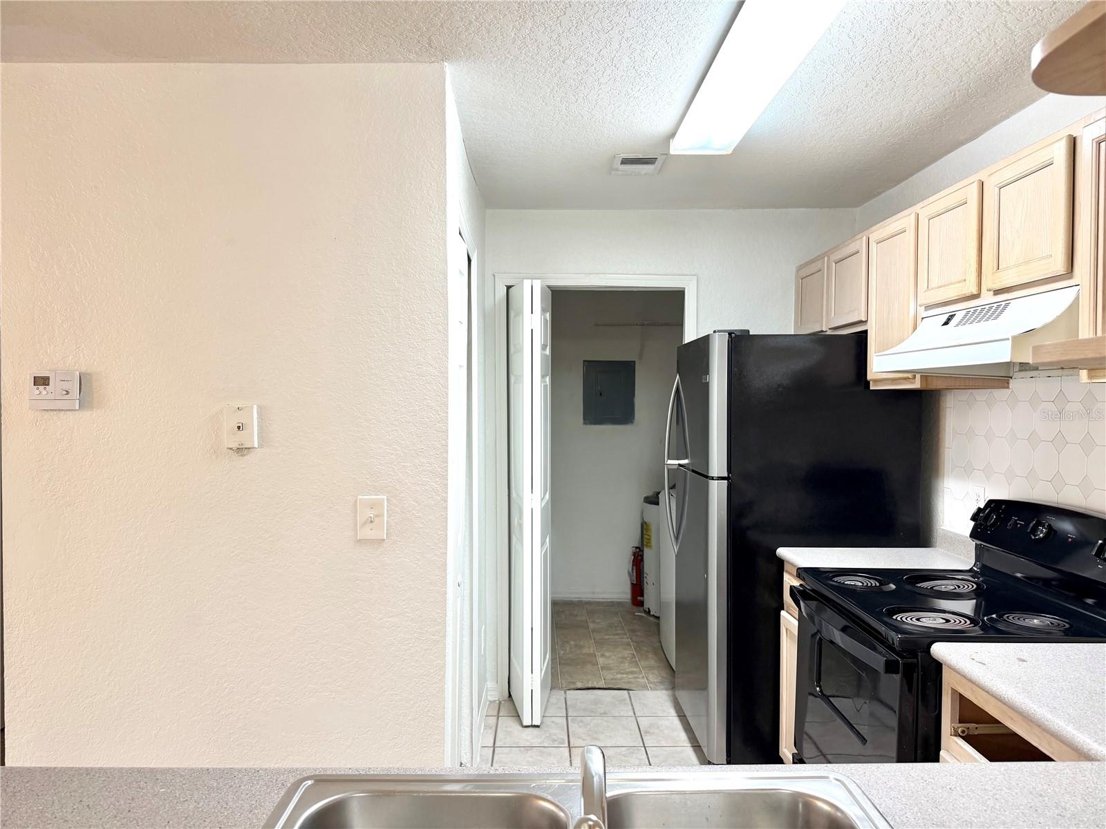 Image 10 of 37 For 7511 Seurat Street 10108