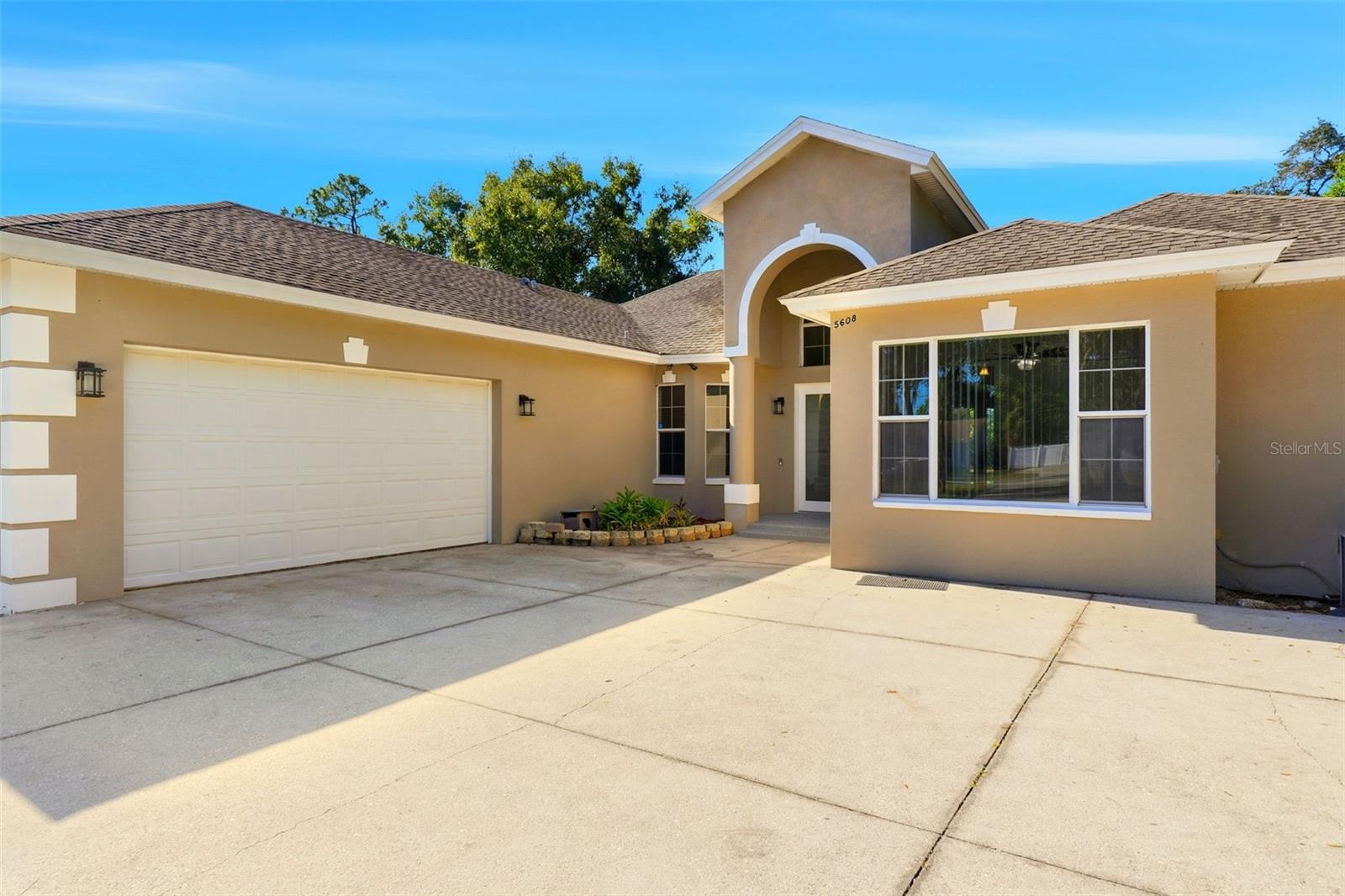 Image 27 of 52 For 5608 Kevin Avenue