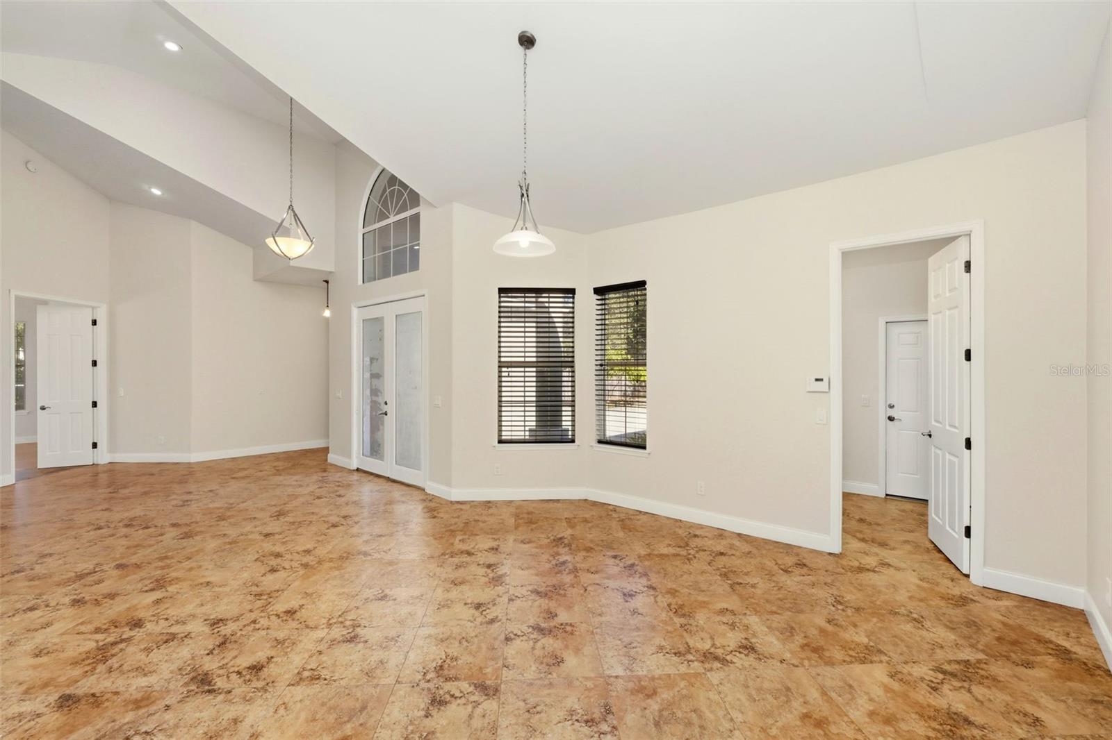 Image 32 of 52 For 5608 Kevin Avenue