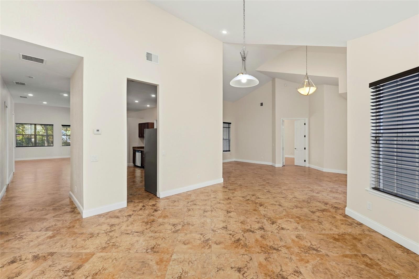 Image 33 of 52 For 5608 Kevin Avenue