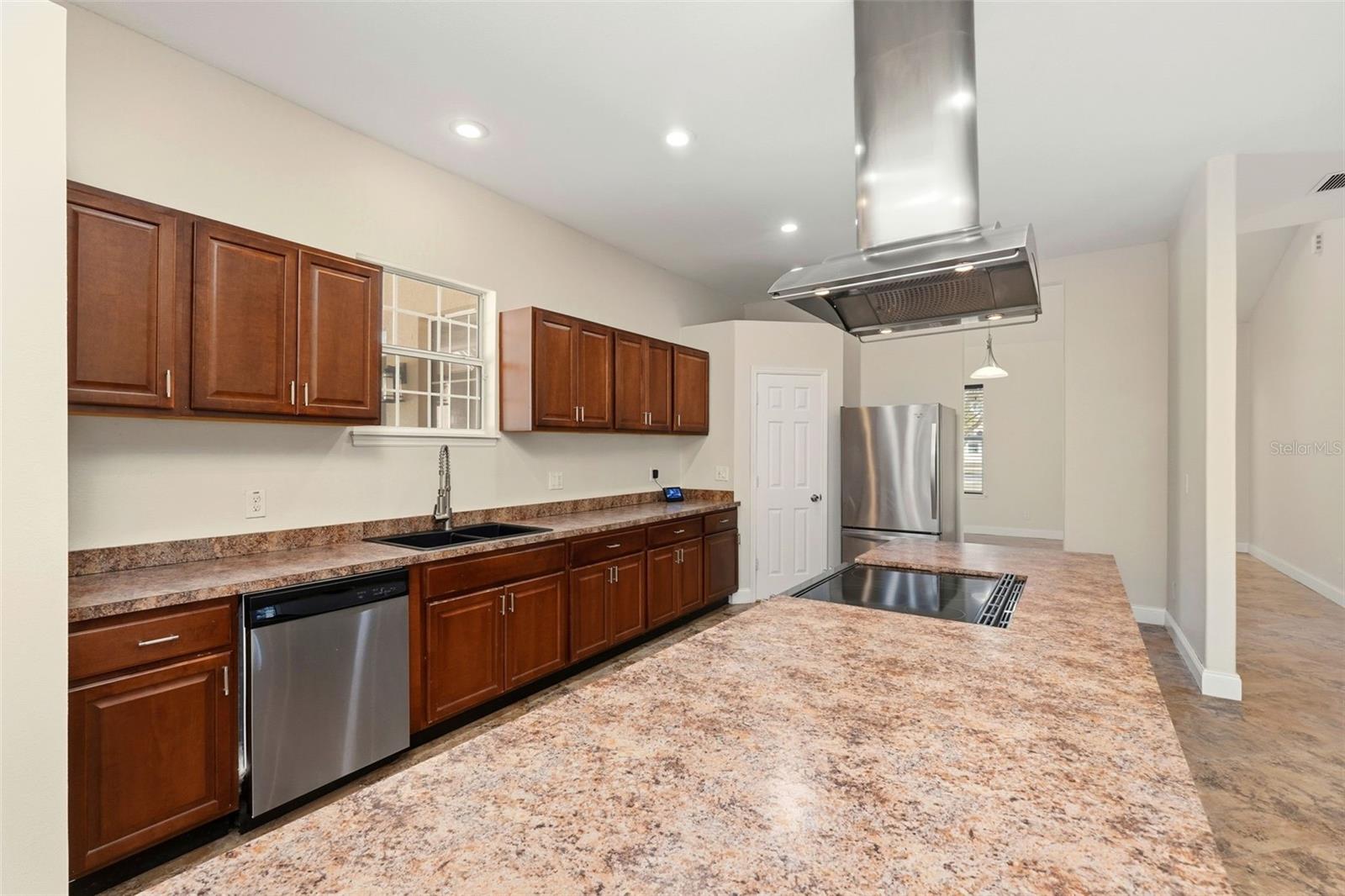 Image 39 of 52 For 5608 Kevin Avenue