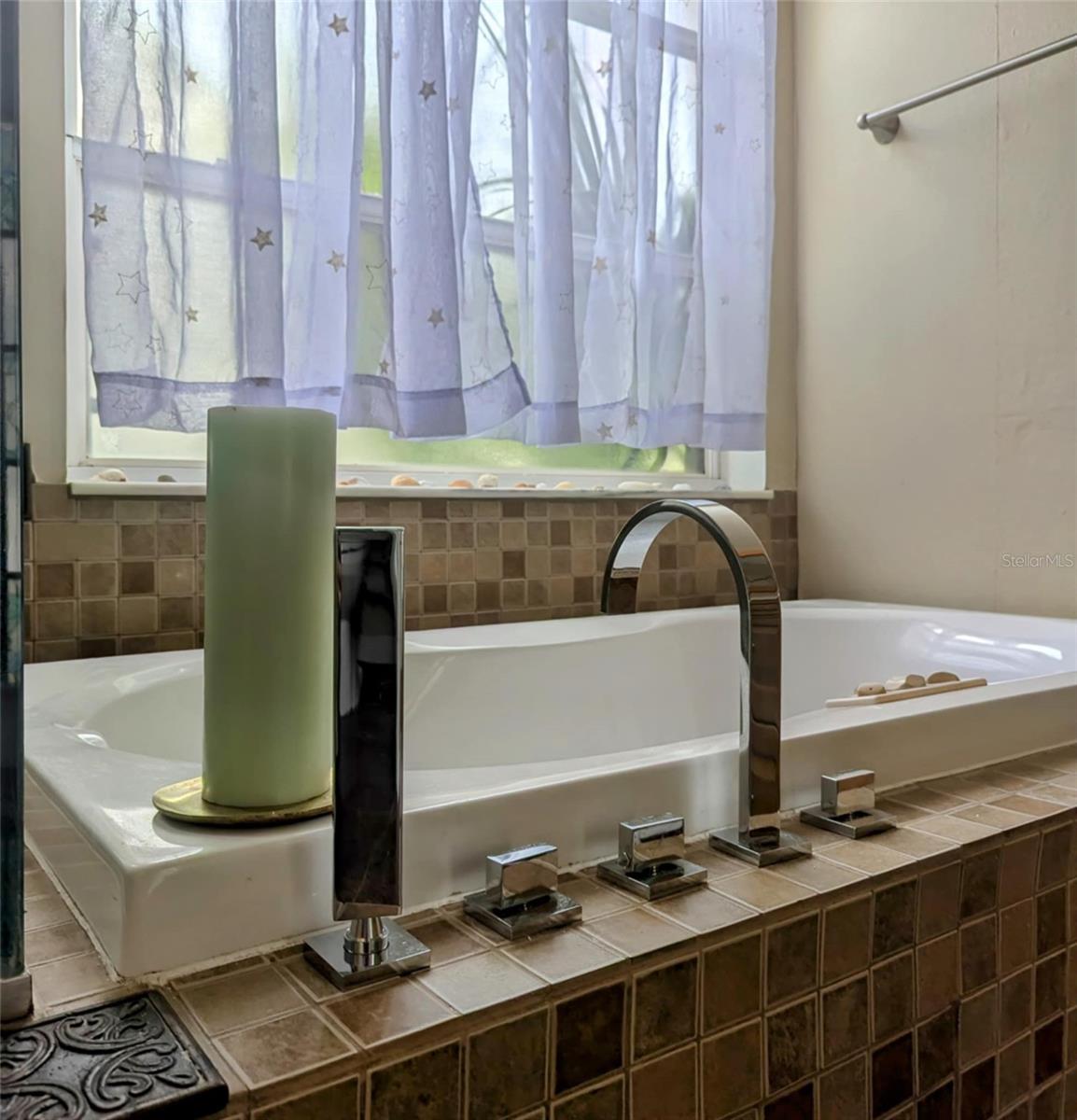 Image 12 of 39 For 12634 Ringwood Avenue