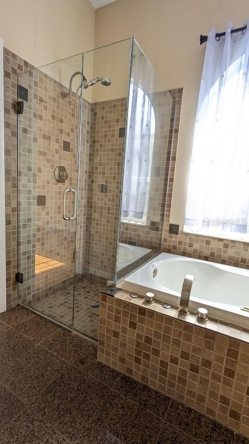 Image 20 of 39 For 12634 Ringwood Avenue