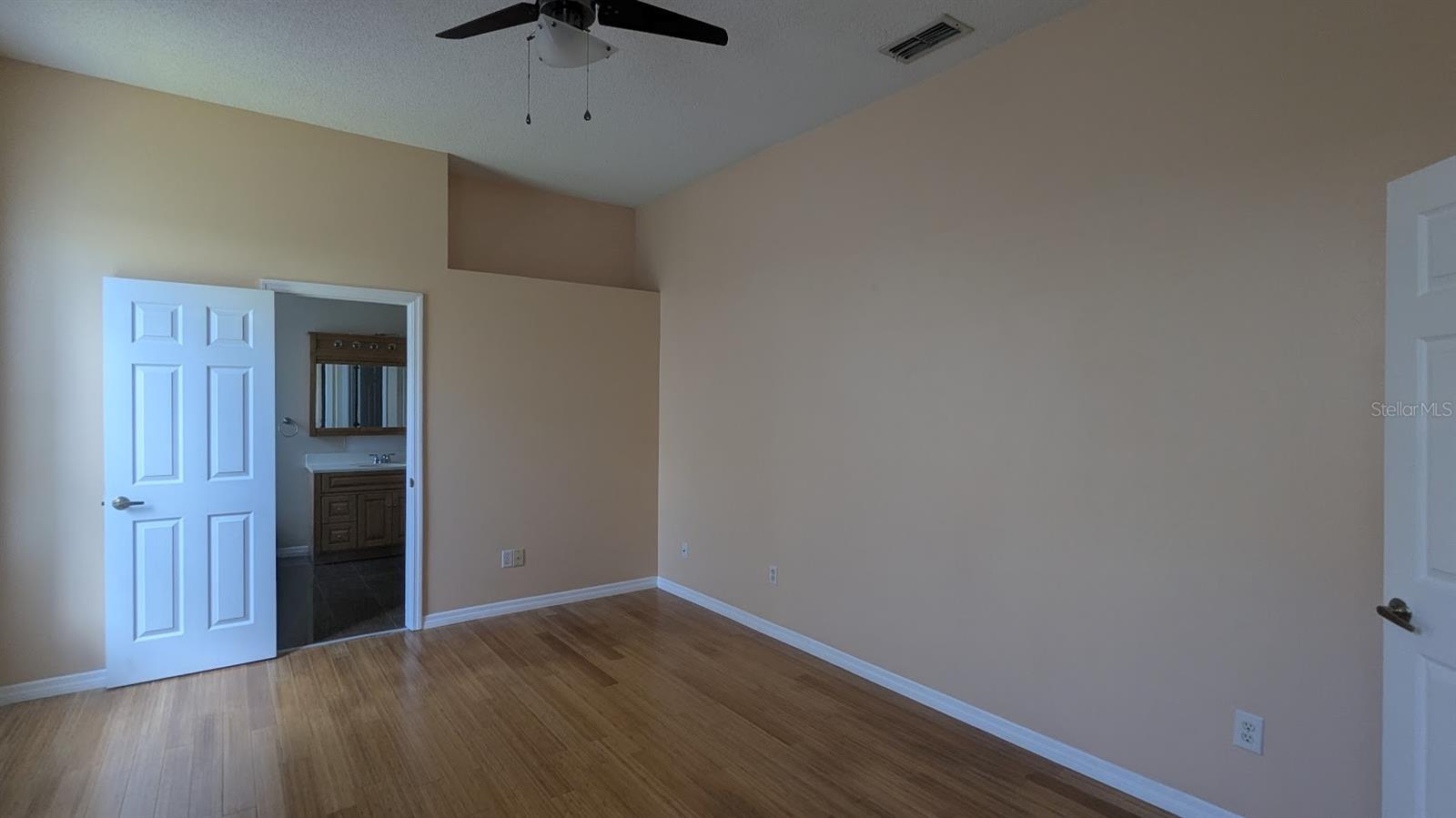 Image 30 of 39 For 12634 Ringwood Avenue