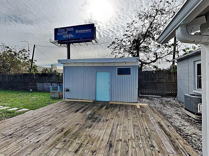 Image 10 of 29 For 1518 Pinewood Drive