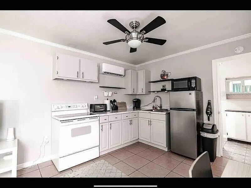 Image 15 of 29 For 1518 Pinewood Drive