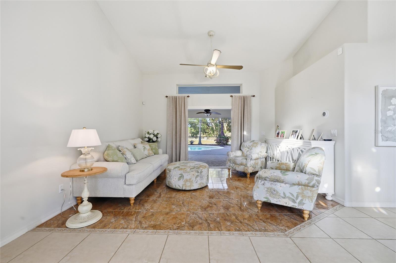 Image 13 of 73 For 12744 Douglas Fir Court