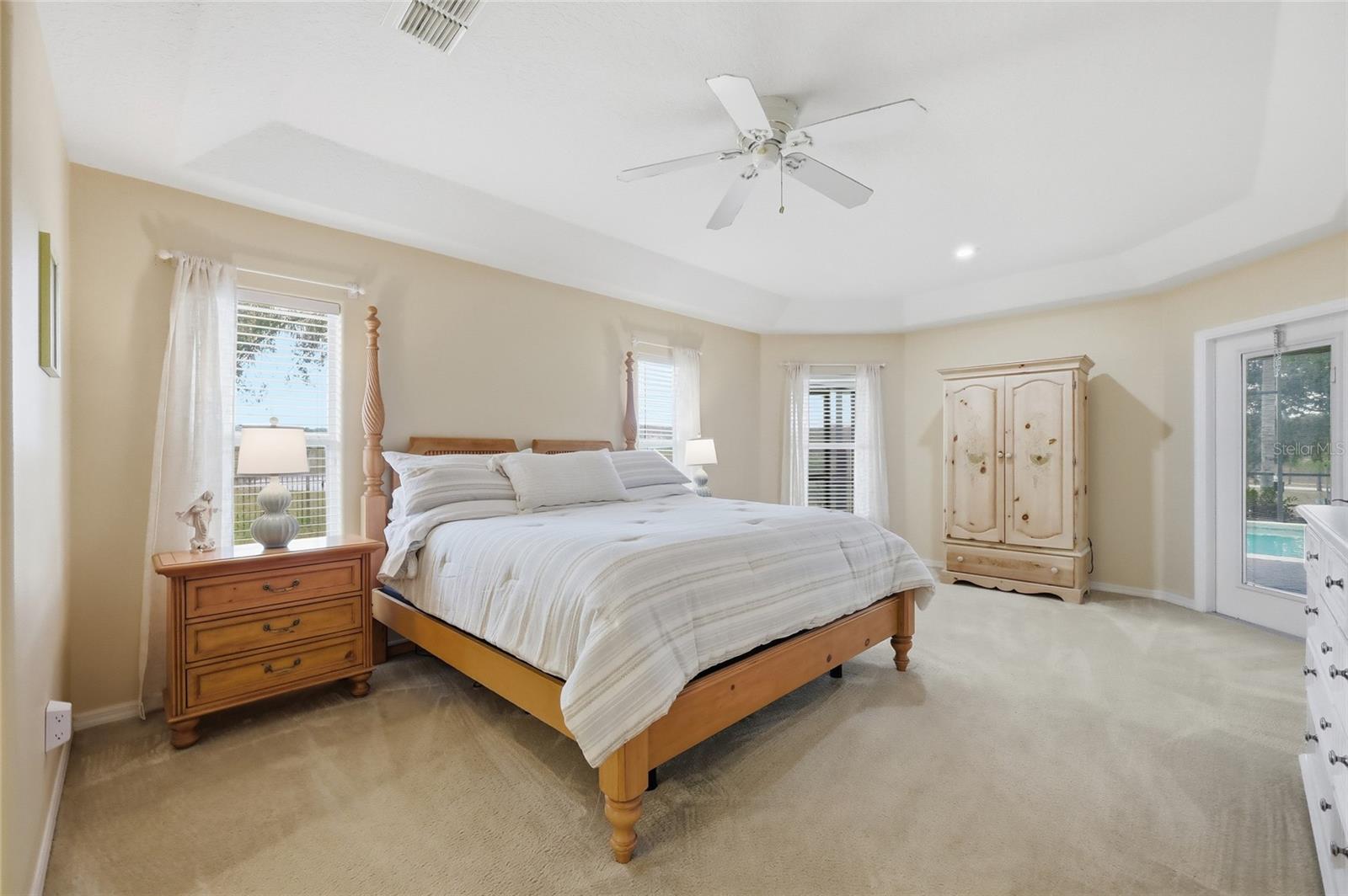 Image 30 of 73 For 12744 Douglas Fir Court