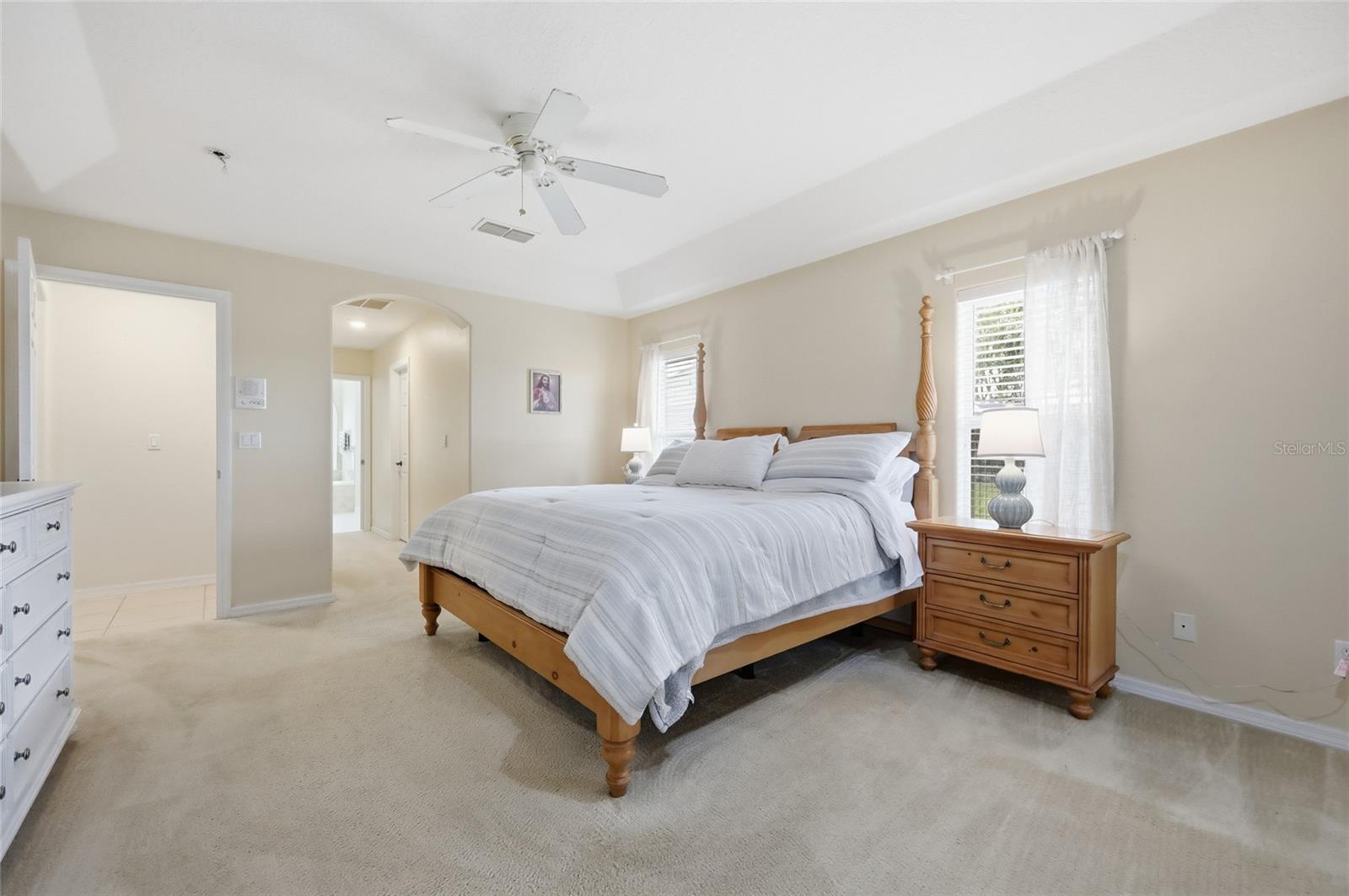 Image 32 of 73 For 12744 Douglas Fir Court