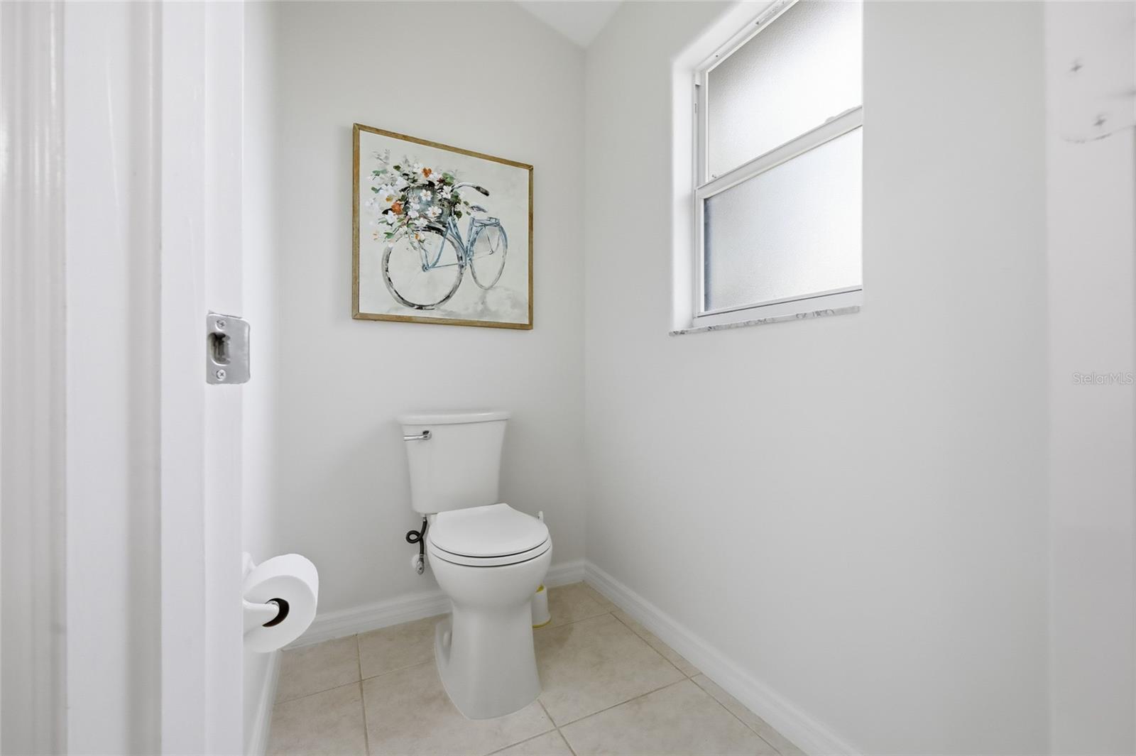 Image 37 of 73 For 12744 Douglas Fir Court