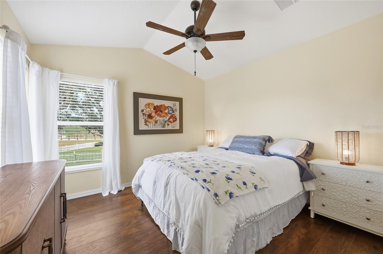 Image 39 of 73 For 12744 Douglas Fir Court