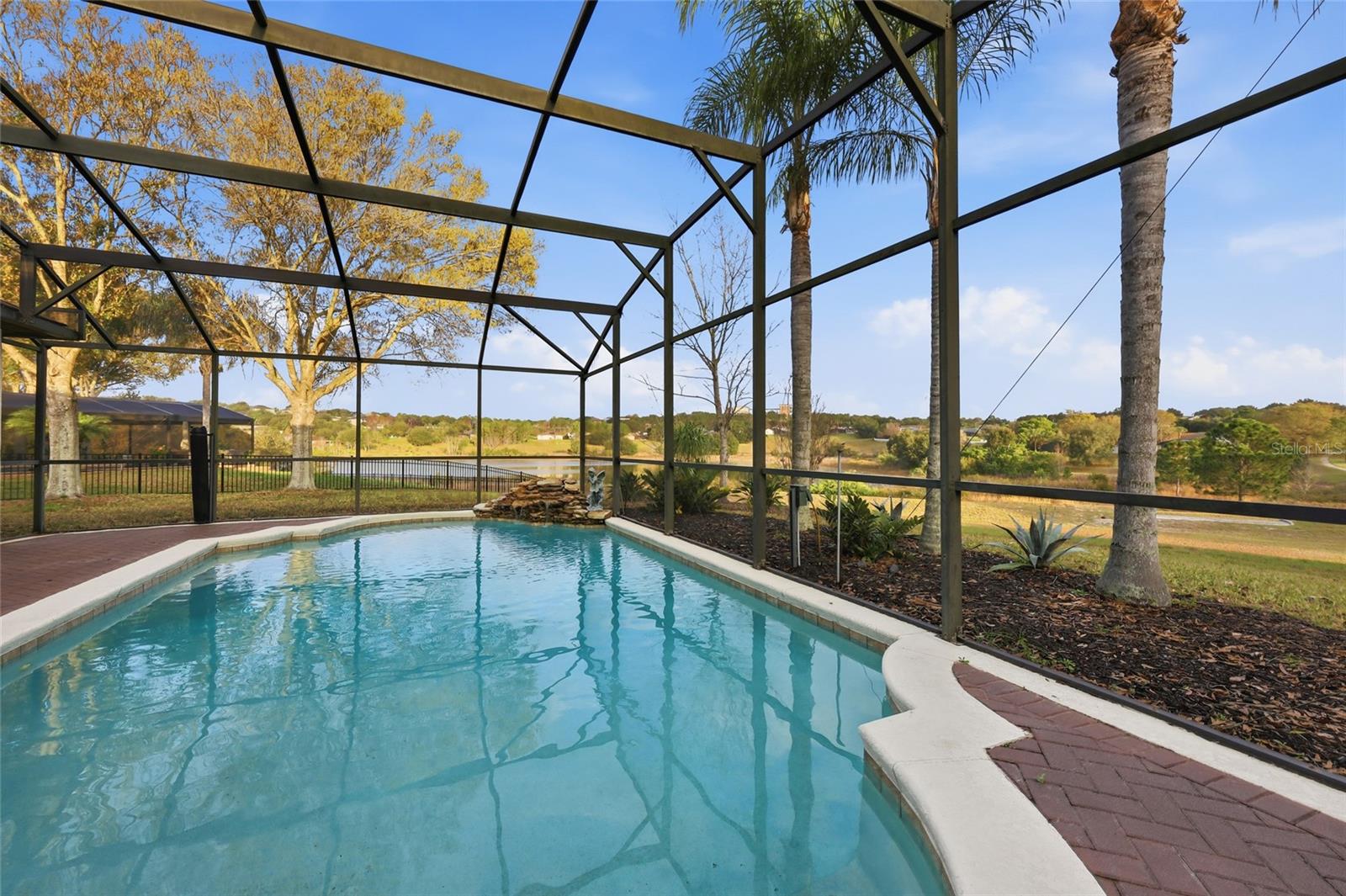 Image 47 of 73 For 12744 Douglas Fir Court