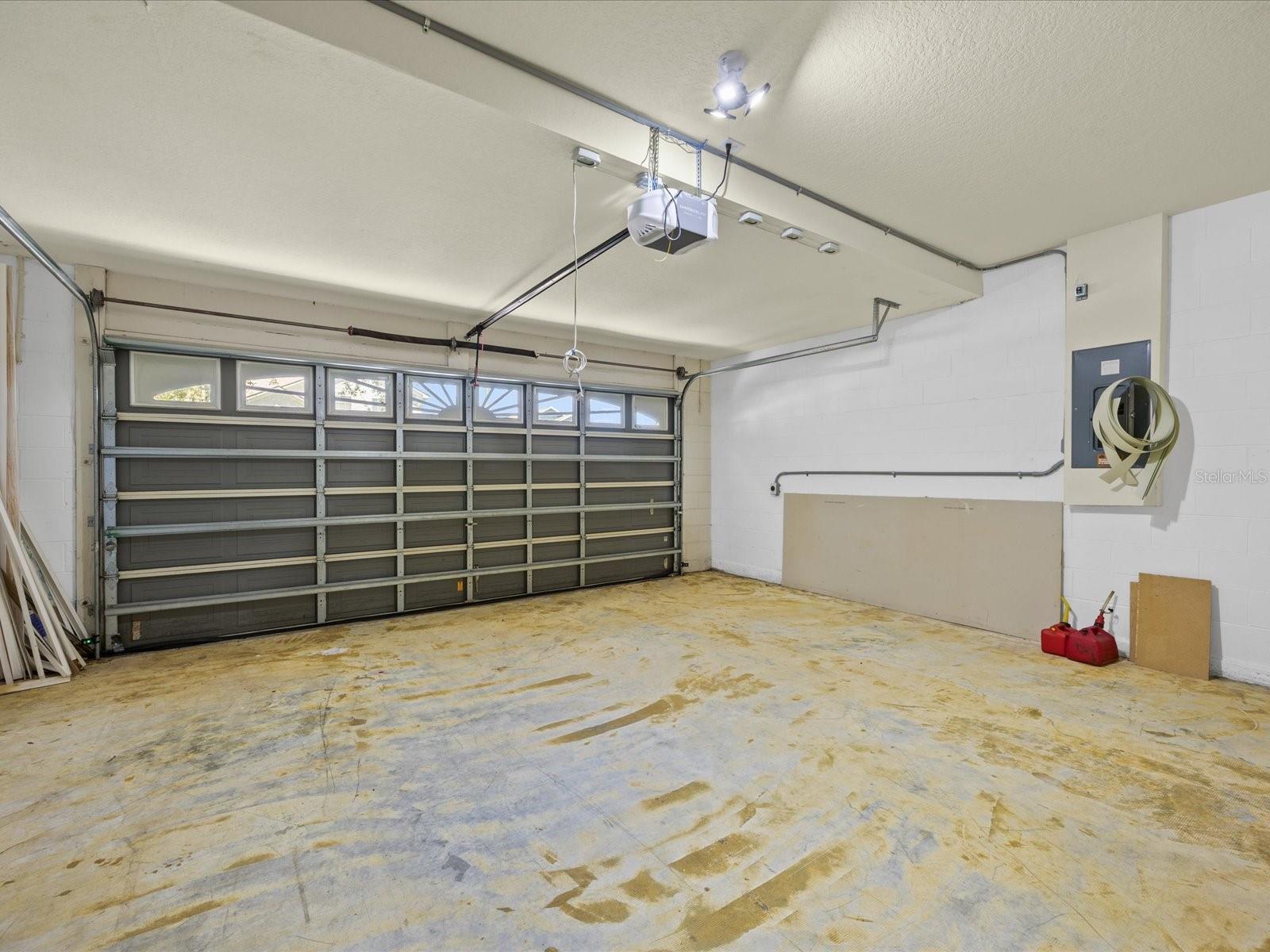 Image 27 of 47 For 1111 Liberty Hall Drive