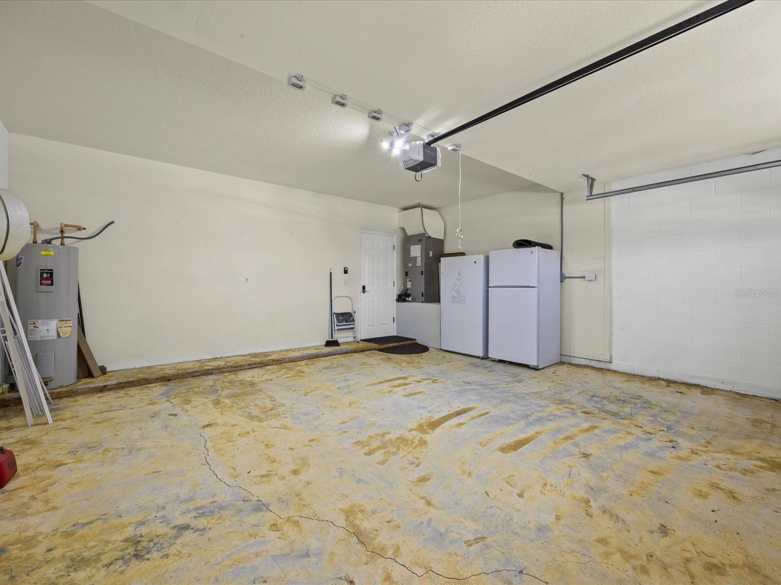 Image 28 of 47 For 1111 Liberty Hall Drive