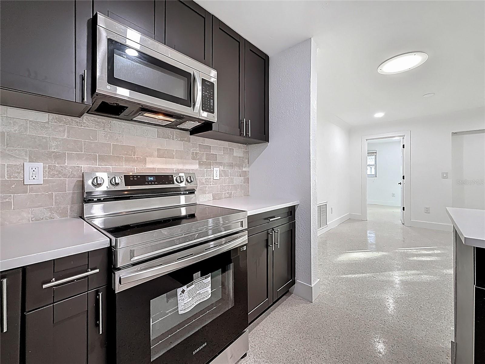 Image 15 of 60 For 2161 Edythe Drive