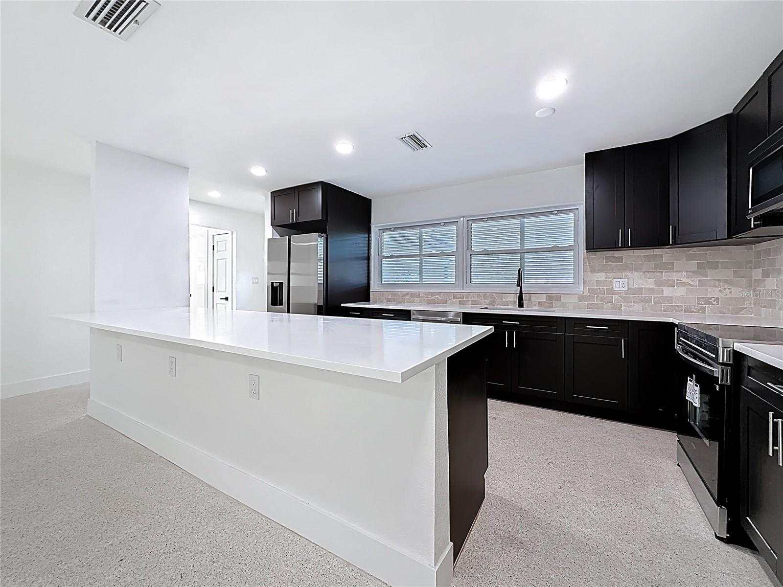 Image 19 of 60 For 2161 Edythe Drive