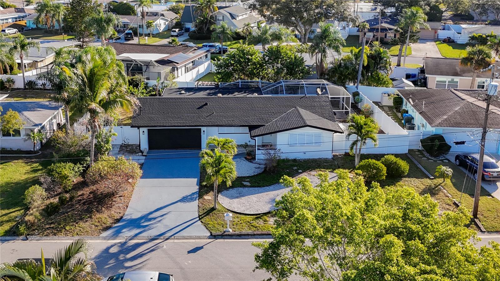 Image 2 of 60 For 2161 Edythe Drive