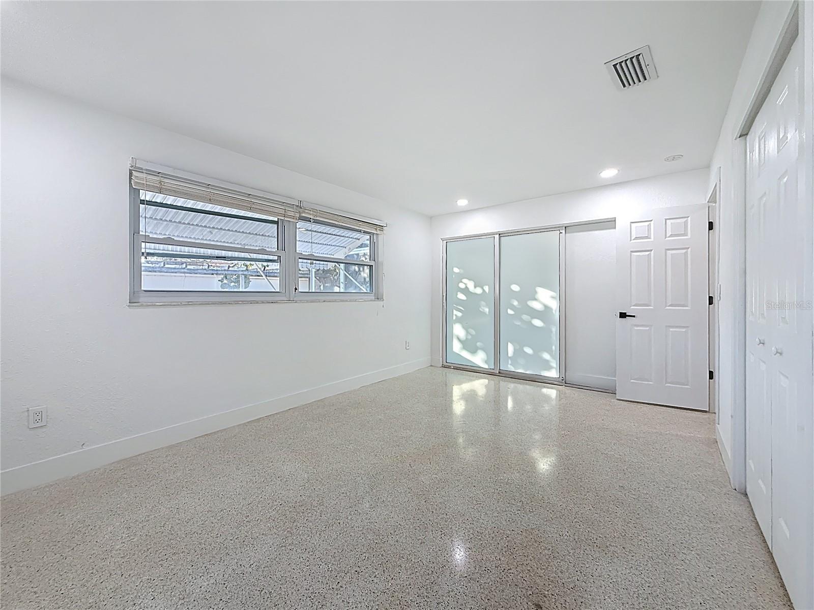 Image 37 of 60 For 2161 Edythe Drive