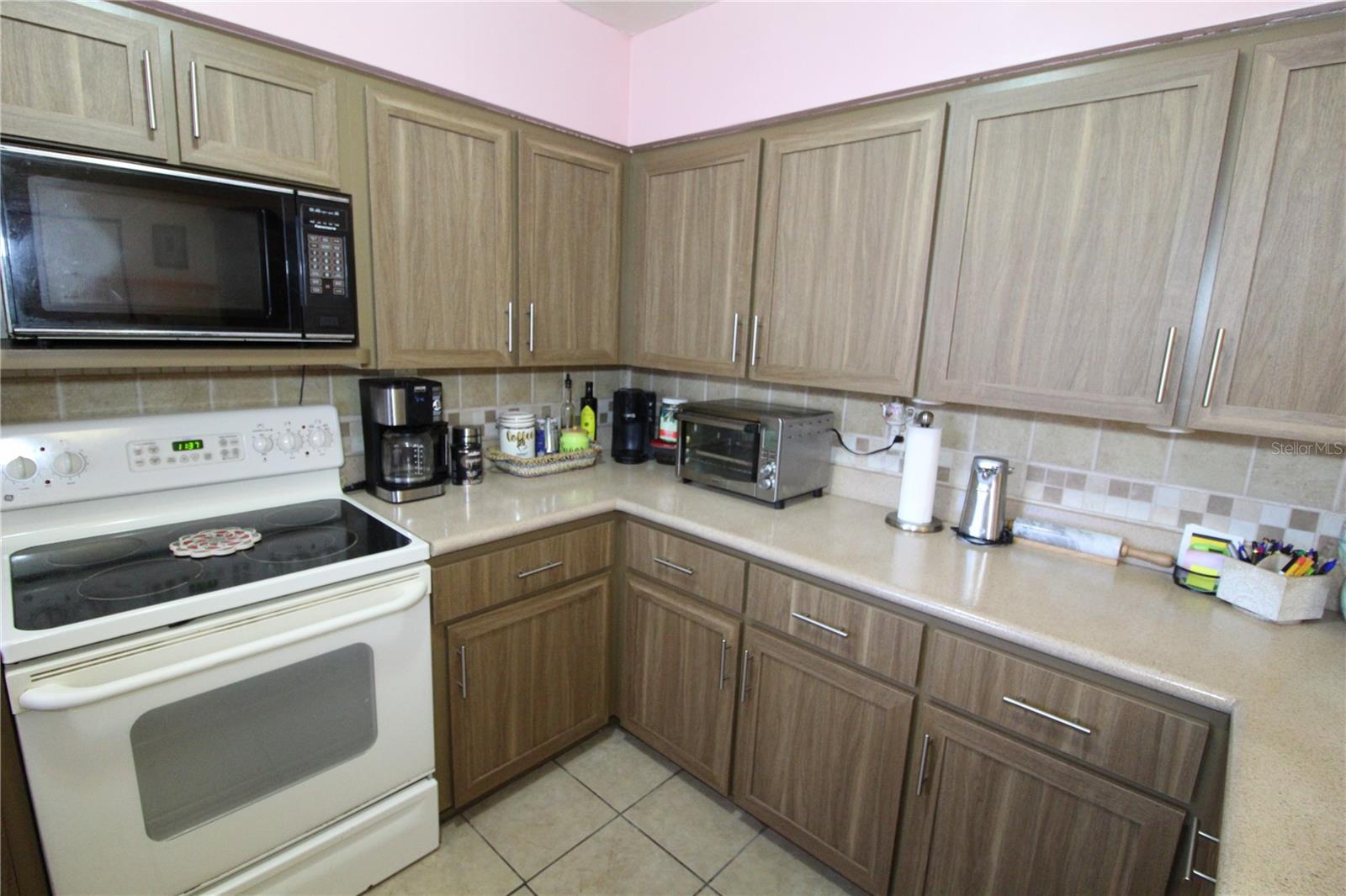 Image 17 of 42 For 5355 Kaley Street