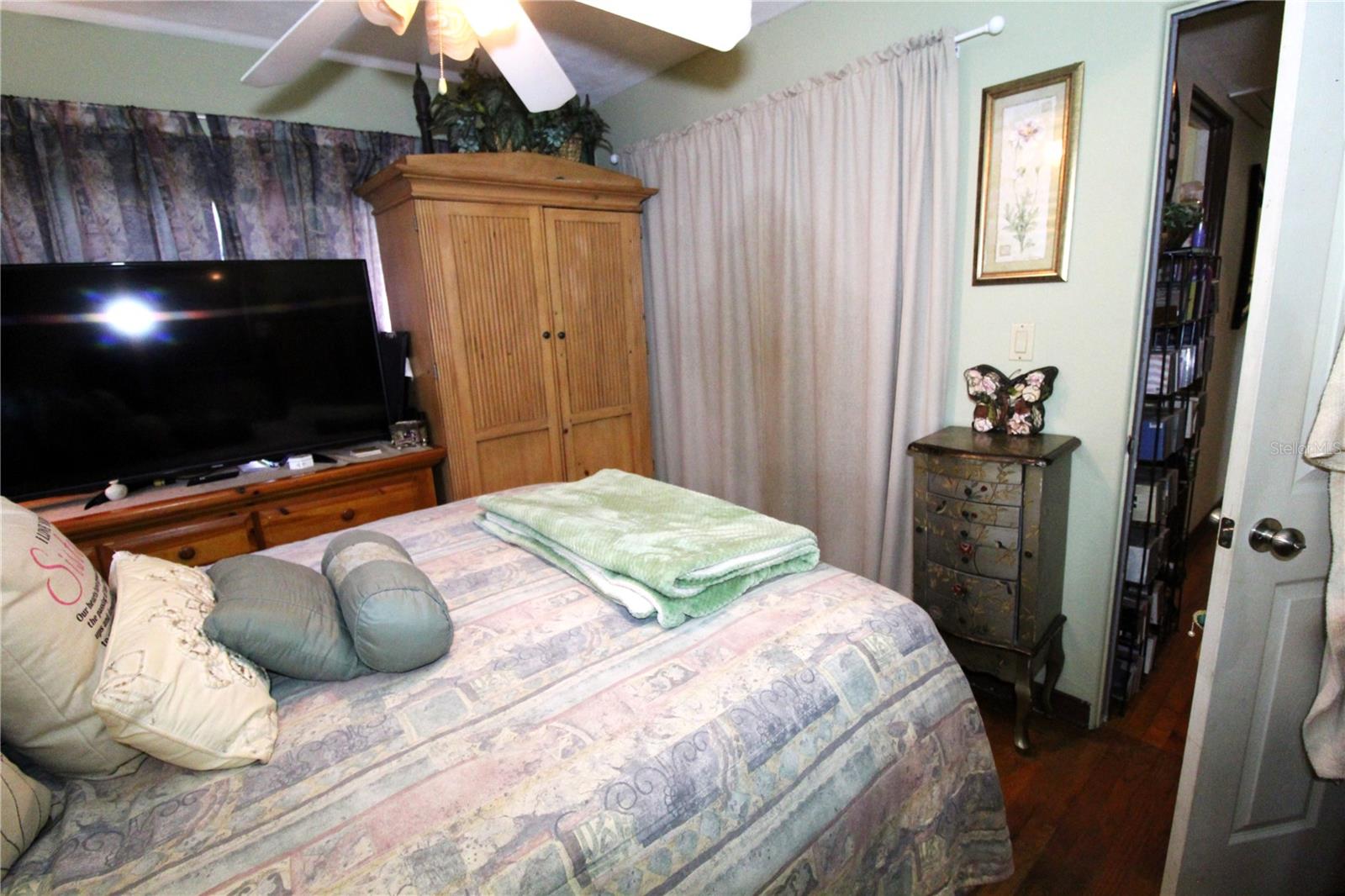 Image 31 of 42 For 5355 Kaley Street