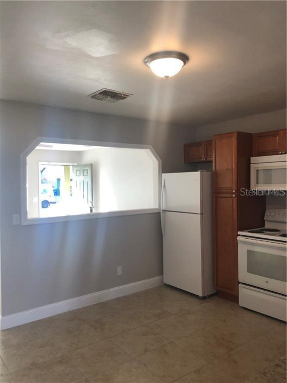 Image 11 of 19 For 37 Montana Avenue