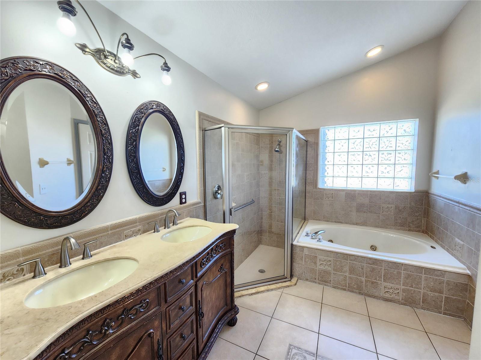 Image 10 of 20 For 2303 Laurel Pine Lane