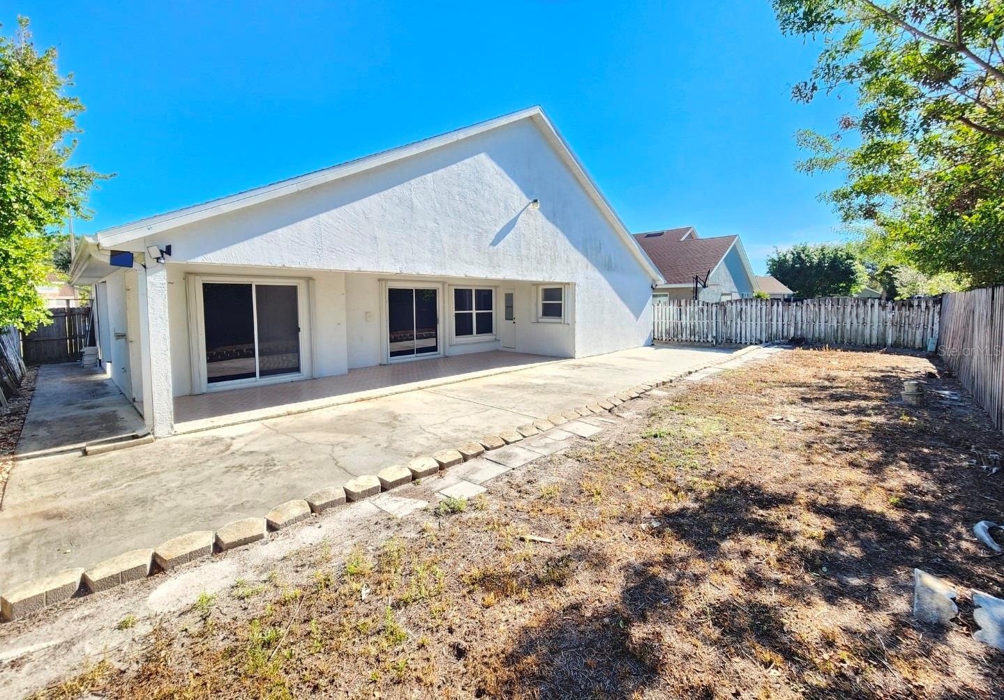 Image 18 of 20 For 2303 Laurel Pine Lane