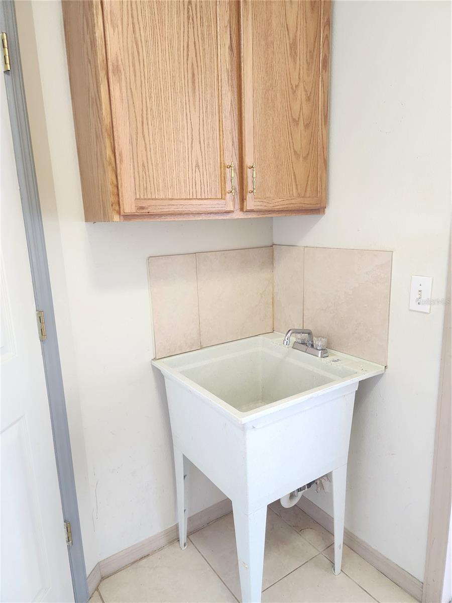 Image 19 of 20 For 2303 Laurel Pine Lane