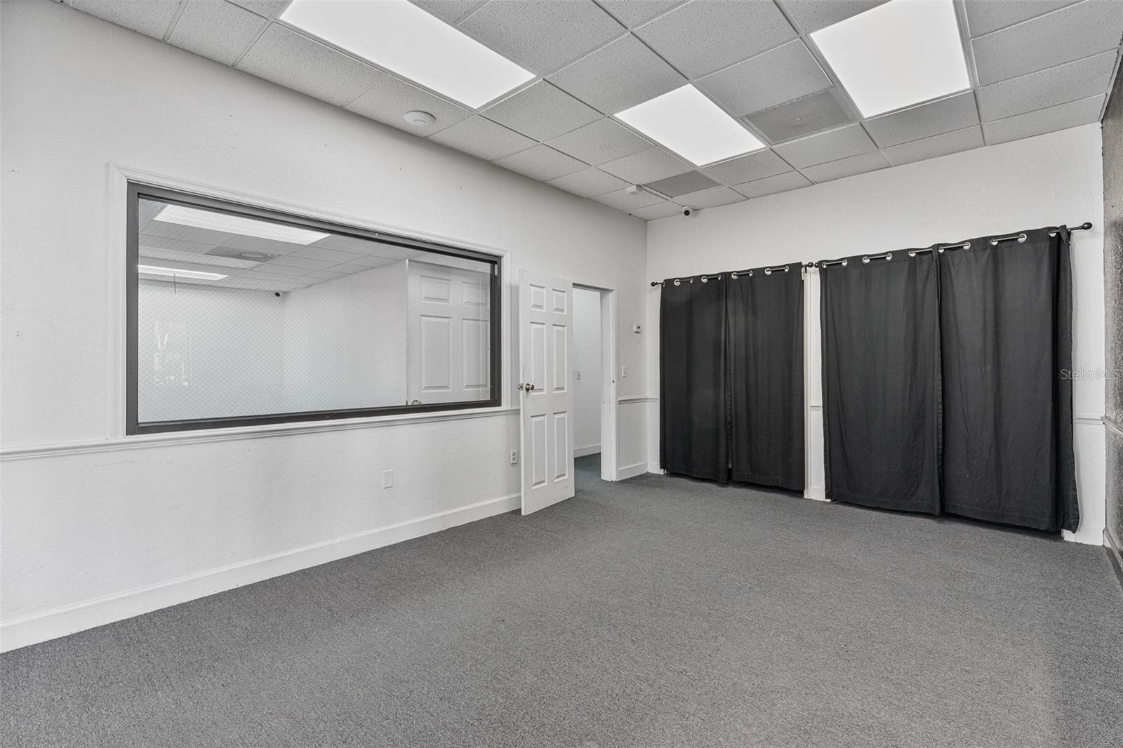 Image 10 of 28 For 210 Palmetto Avenue