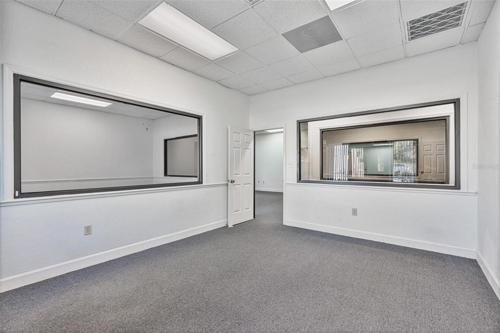 Image 13 of 28 For 210 Palmetto Avenue