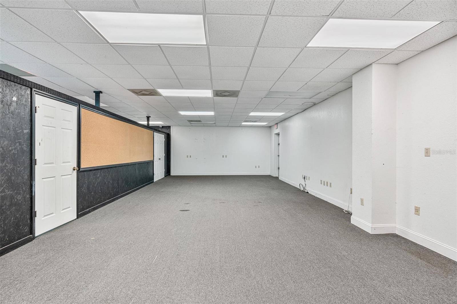 Image 20 of 28 For 210 Palmetto Avenue