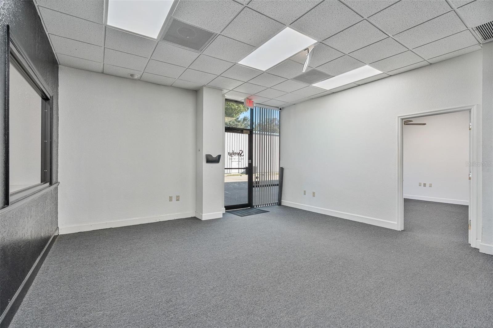 Image 5 of 28 For 210 Palmetto Avenue