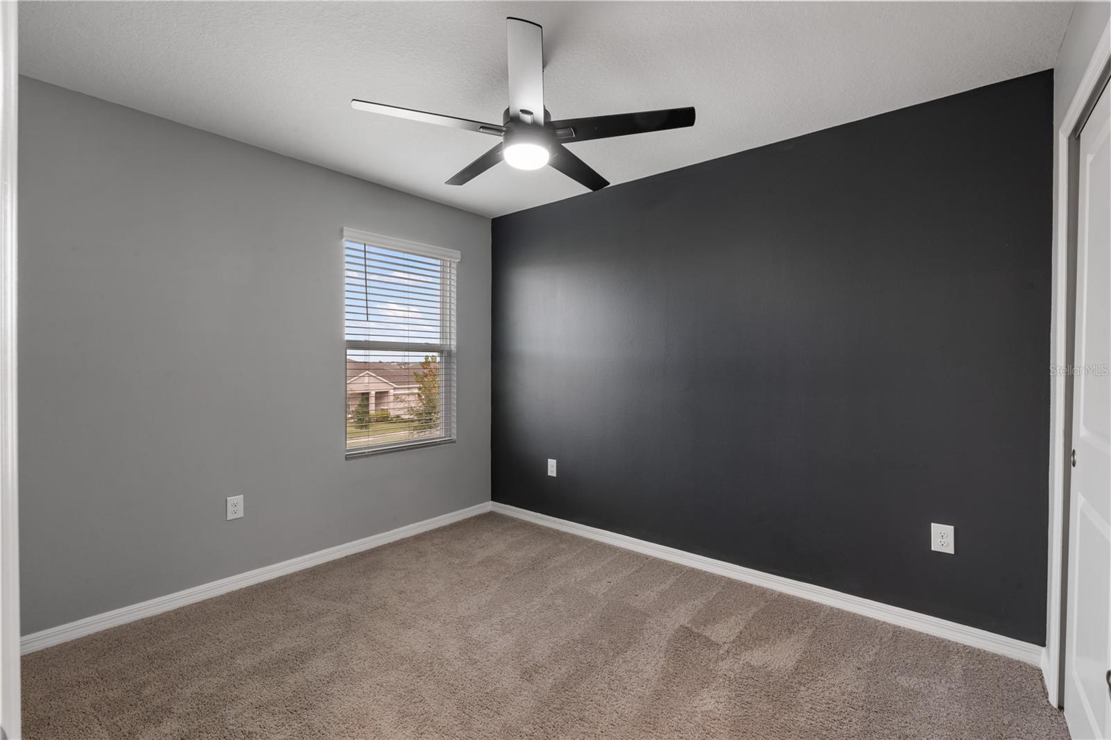 Image 17 of 21 For 1139 Calico Pointe Circle