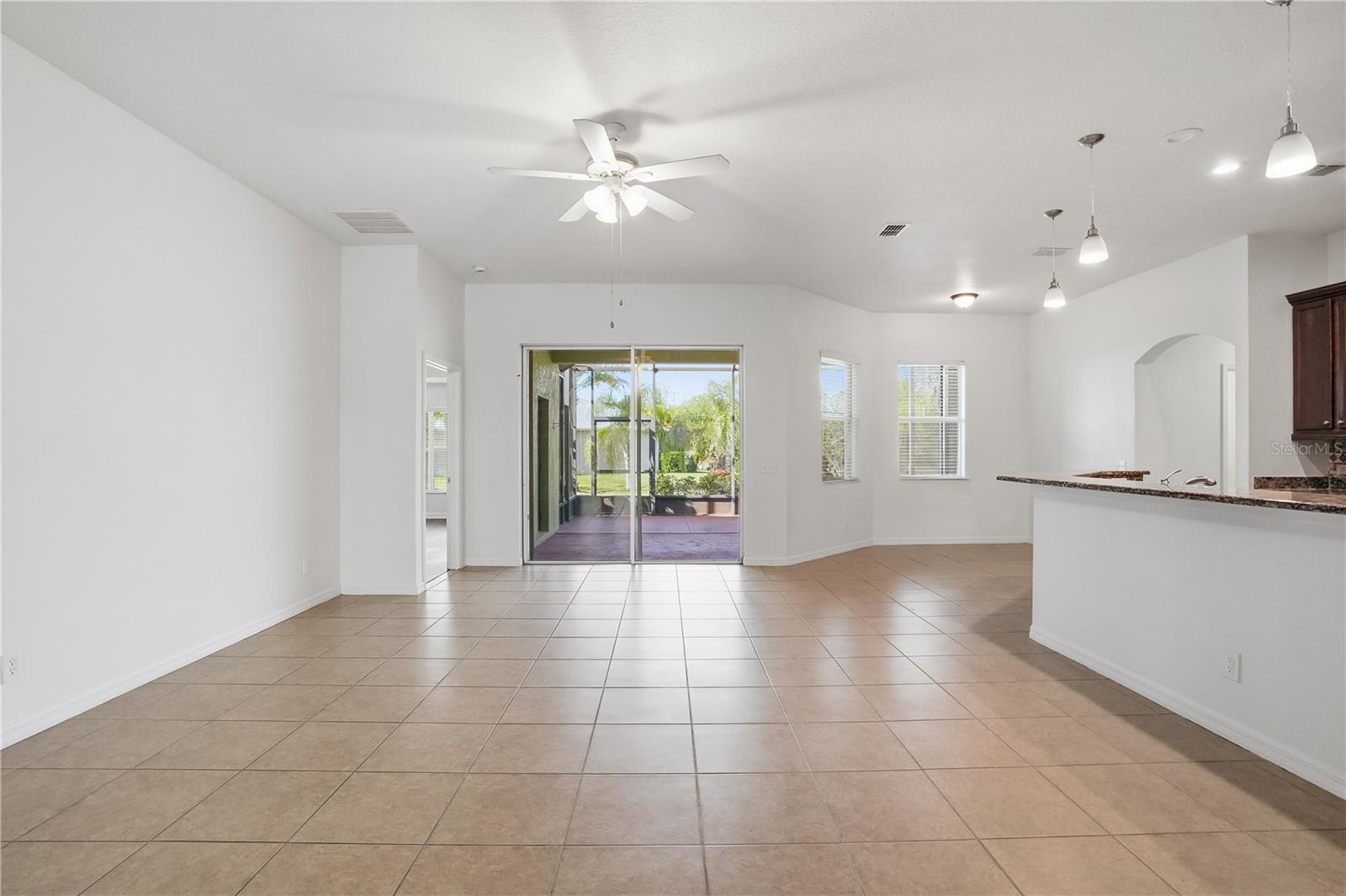 Image 15 of 45 For 5402 Coral Shell Way