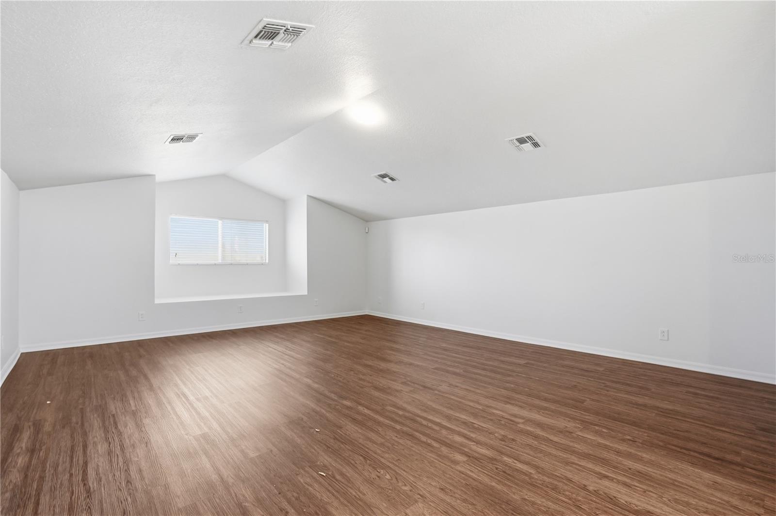 Image 33 of 45 For 5402 Coral Shell Way