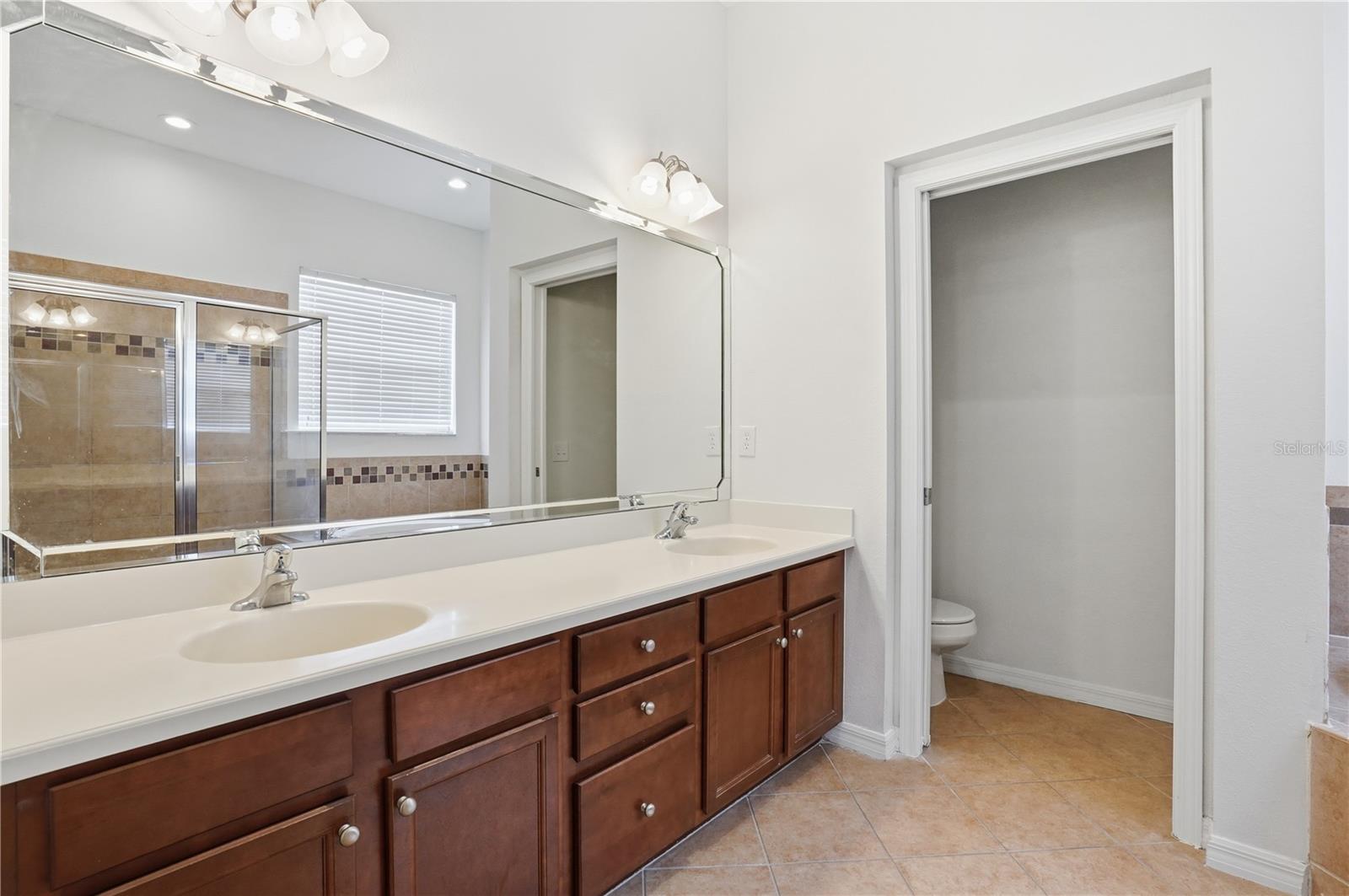 Image 35 of 45 For 5402 Coral Shell Way