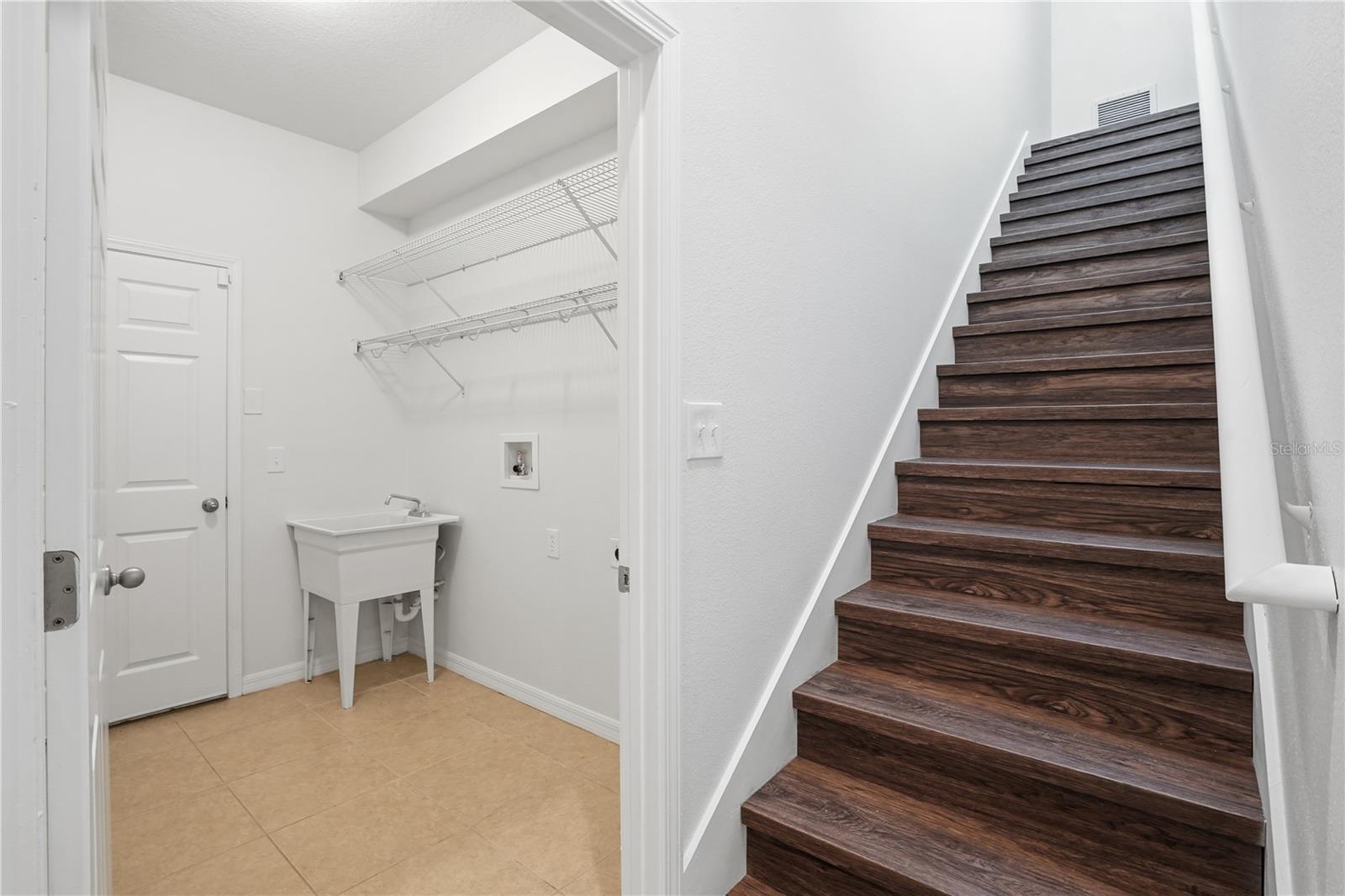 Image 40 of 45 For 5402 Coral Shell Way