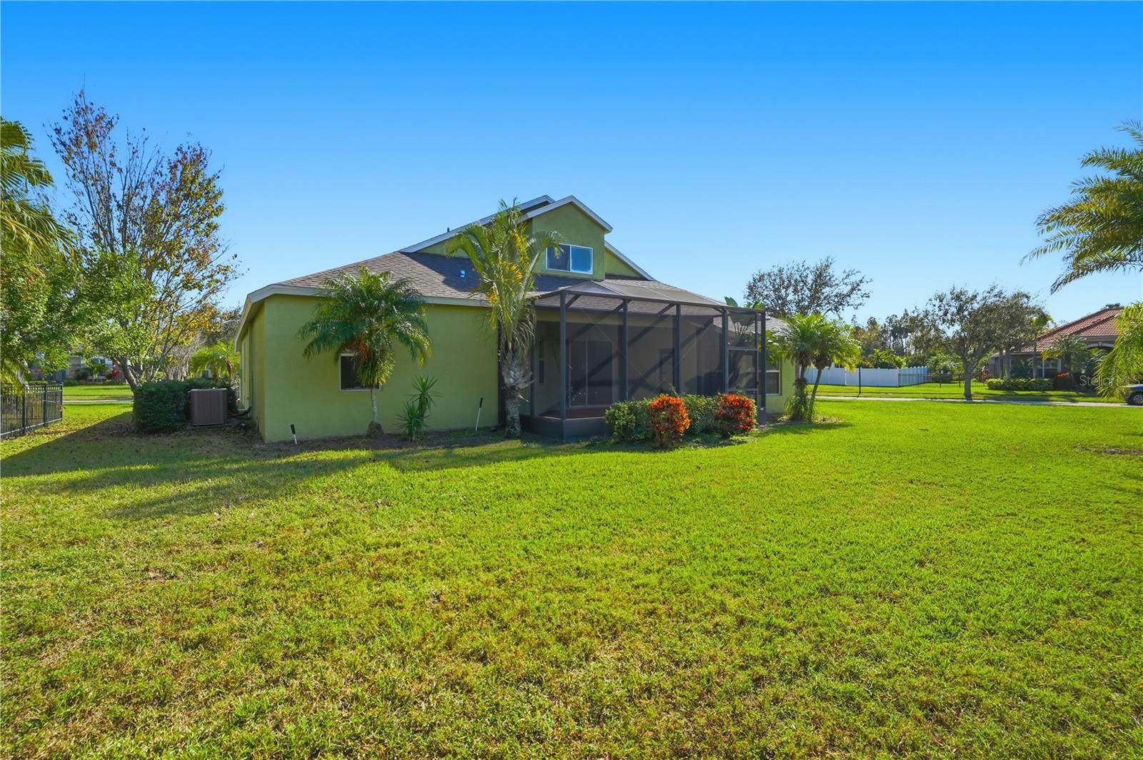 Image 42 of 45 For 5402 Coral Shell Way