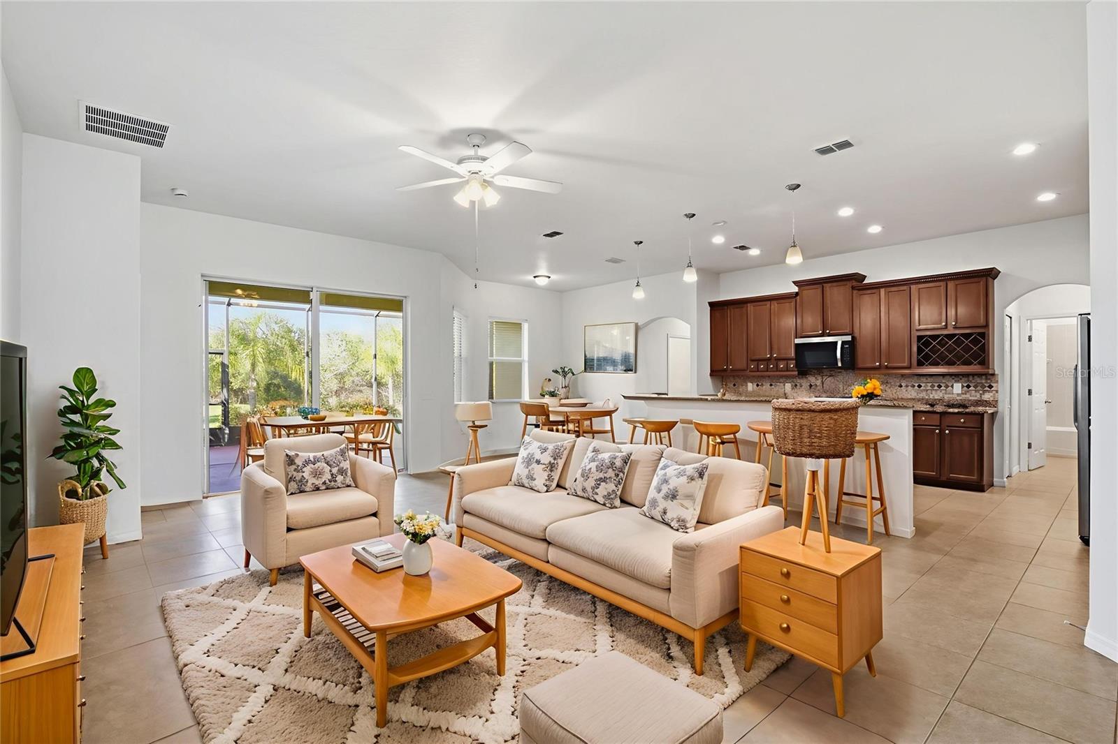 Image 6 of 45 For 5402 Coral Shell Way