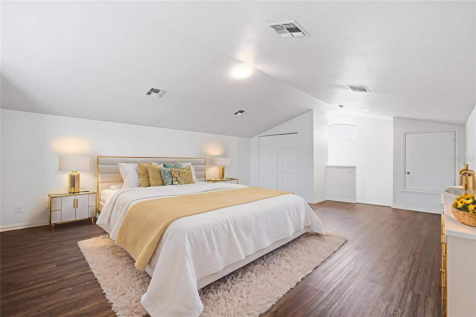 Image 9 of 45 For 5402 Coral Shell Way