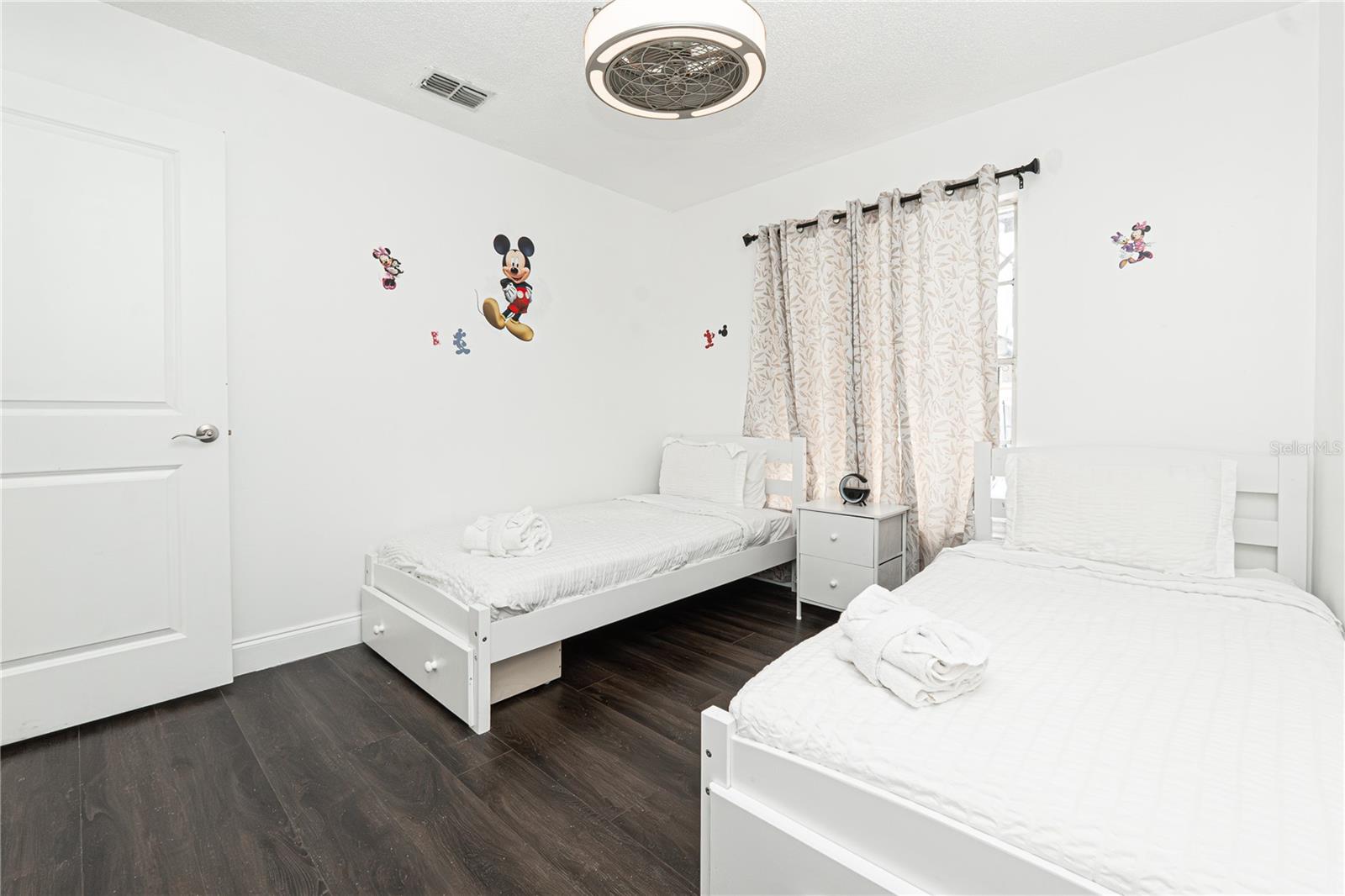 Image 23 of 35 For 7720 Indian Ridge Trail S