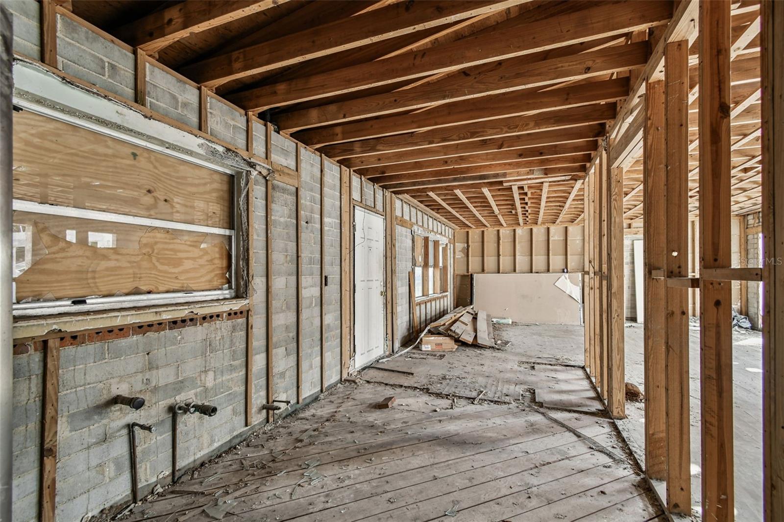 Image 10 of 26 For 1800 Palm Lane