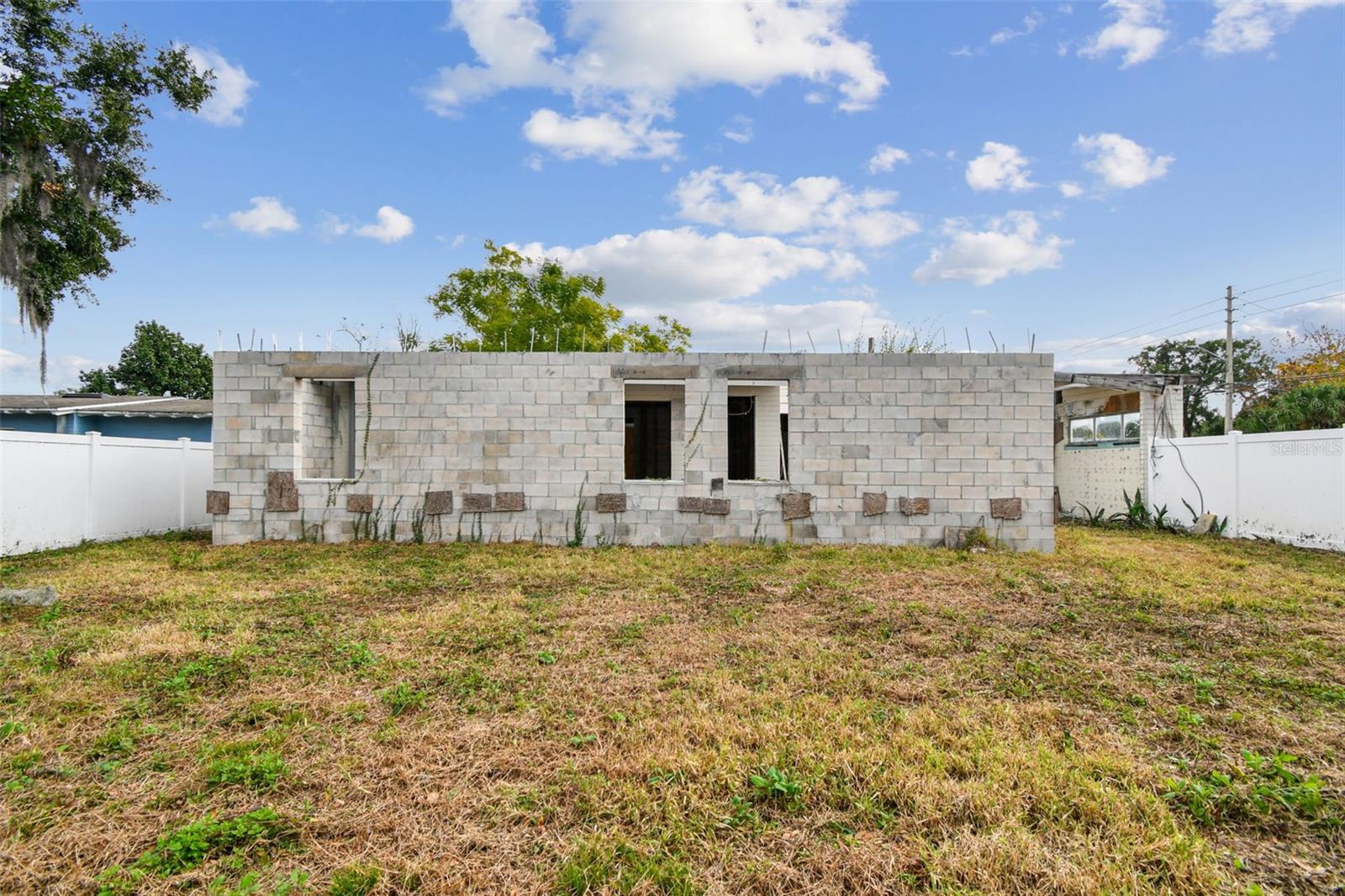 Image 25 of 26 For 1800 Palm Lane