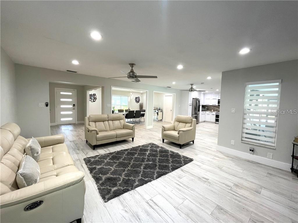 Image 4 of 7 For 1501 Grandview Boulevard