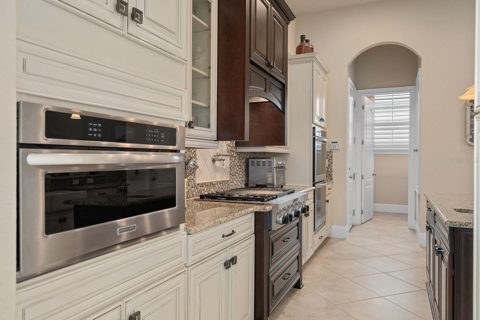 Image 12 of 68 For 5509 Emerson Pointe Way