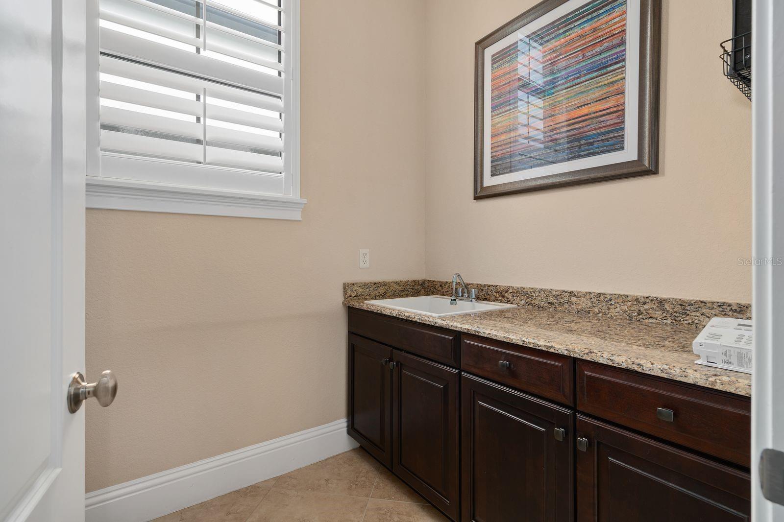 Image 21 of 68 For 5509 Emerson Pointe Way