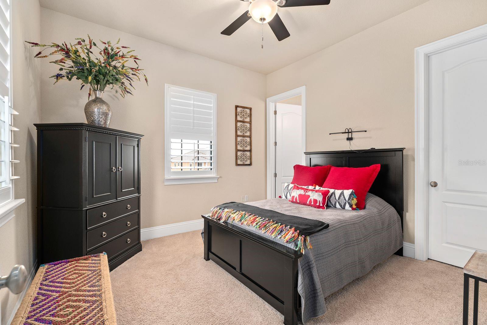 Image 42 of 68 For 5509 Emerson Pointe Way